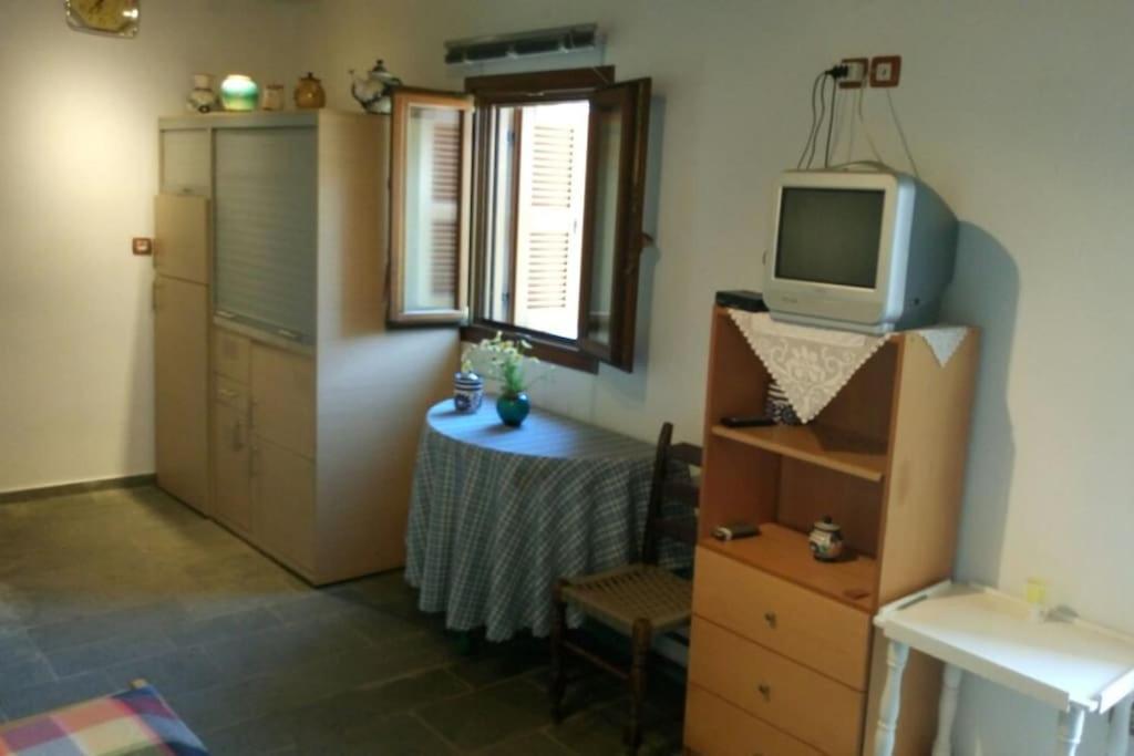 Kyma House -150m From The